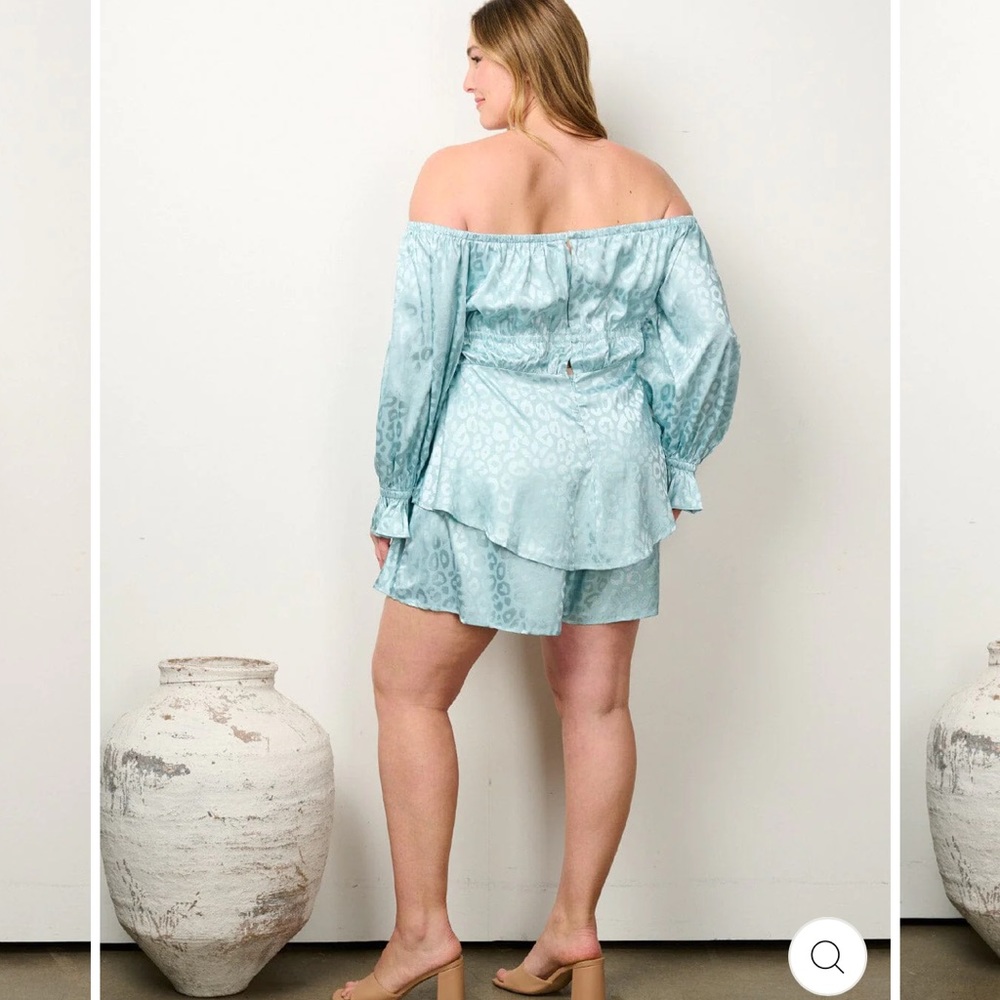 Plus size long sleeve off Shoulder